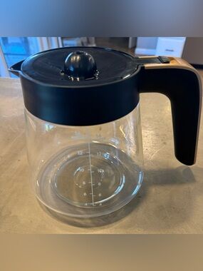 Black Coffee Maker Replacement 14-cup Carafe - Glass